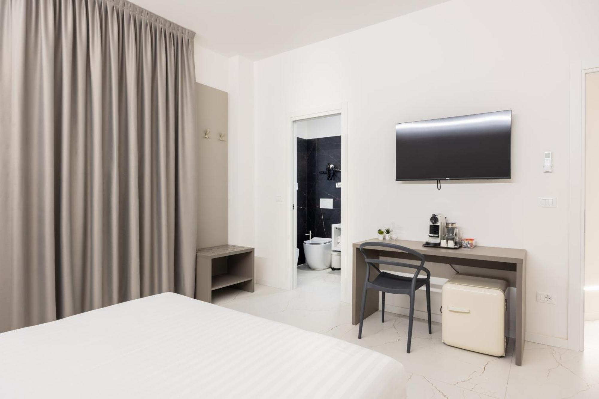 Excelsior Station Suite 博洛尼亚 外观 照片