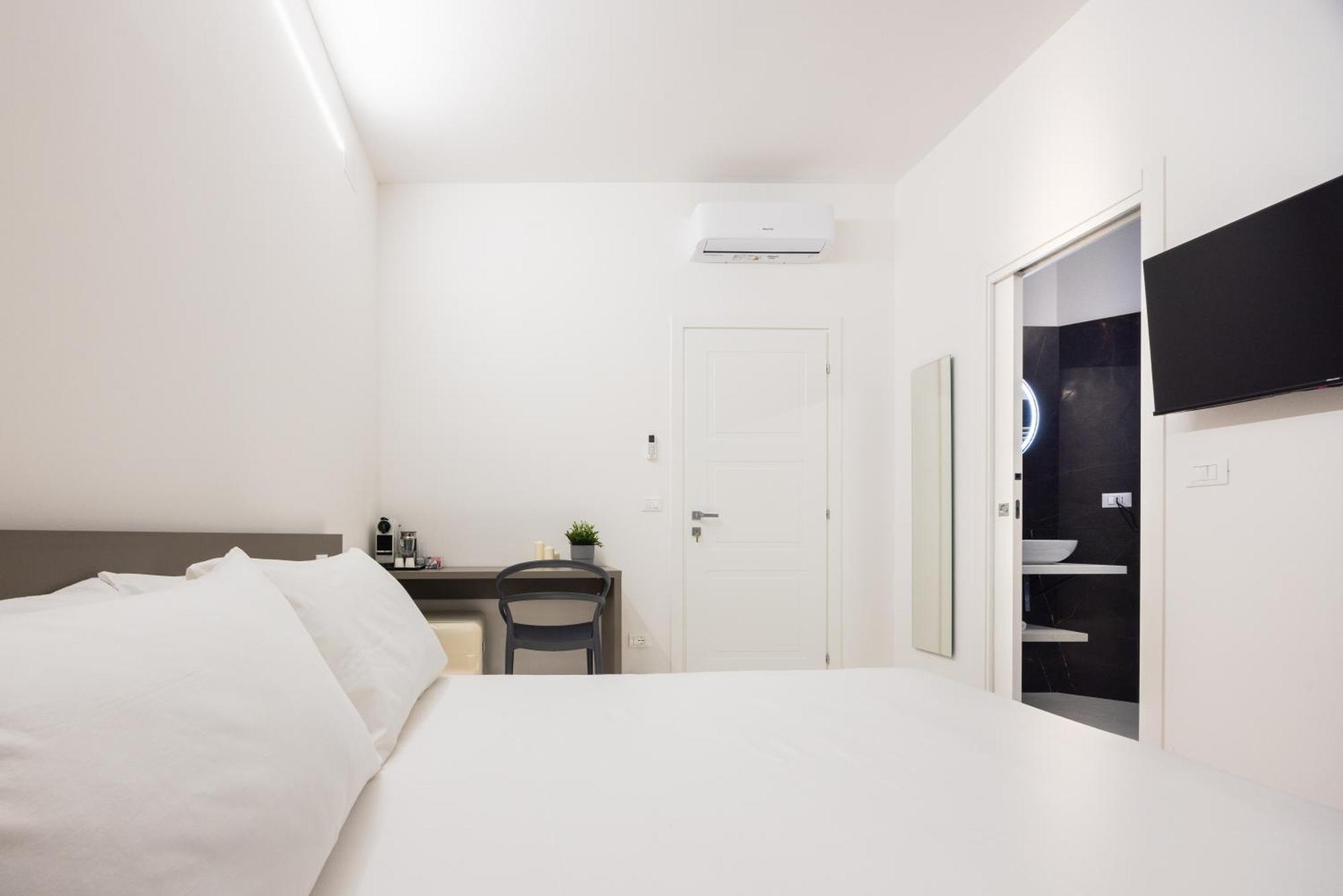 Excelsior Station Suite 博洛尼亚 外观 照片