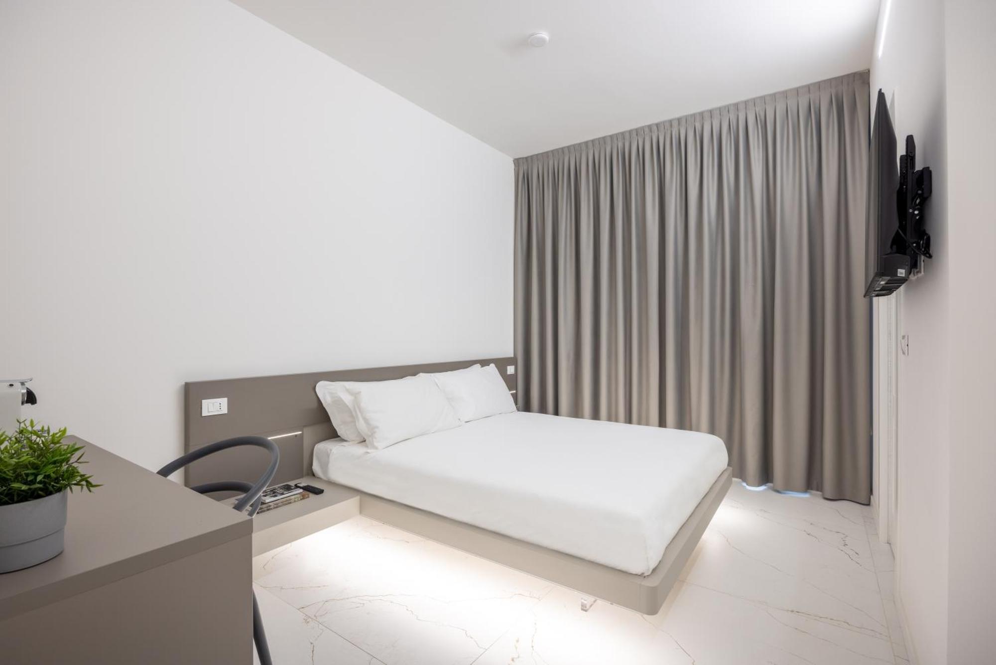 Excelsior Station Suite 博洛尼亚 外观 照片